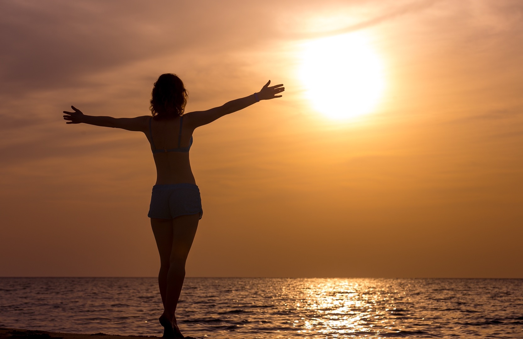 Personas en sesión de terapia grupal - Misión del centro de salud EXCELSA